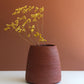 Vaso conico materico rosso lava