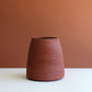 Vaso conico materico rosso lava