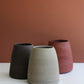 Vaso conico materico rosso lava