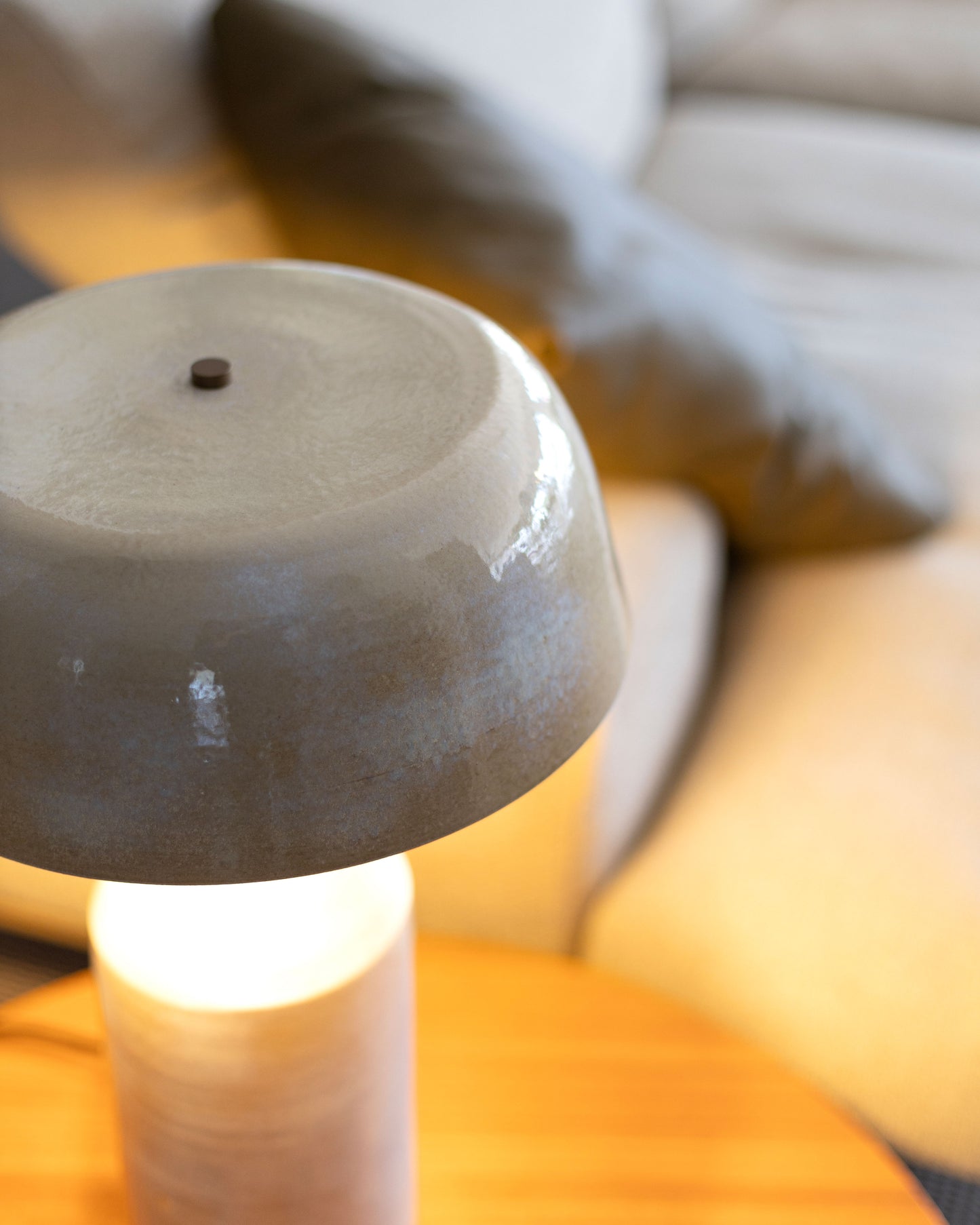 Lampade da tavolo in gres smalto ad effetto avorio